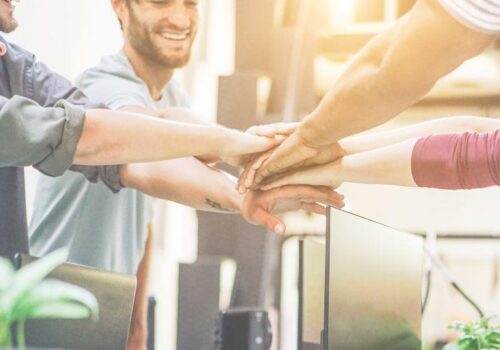 Fit im Kopf, stark im Team: So gelingt mentale Stärke im Job